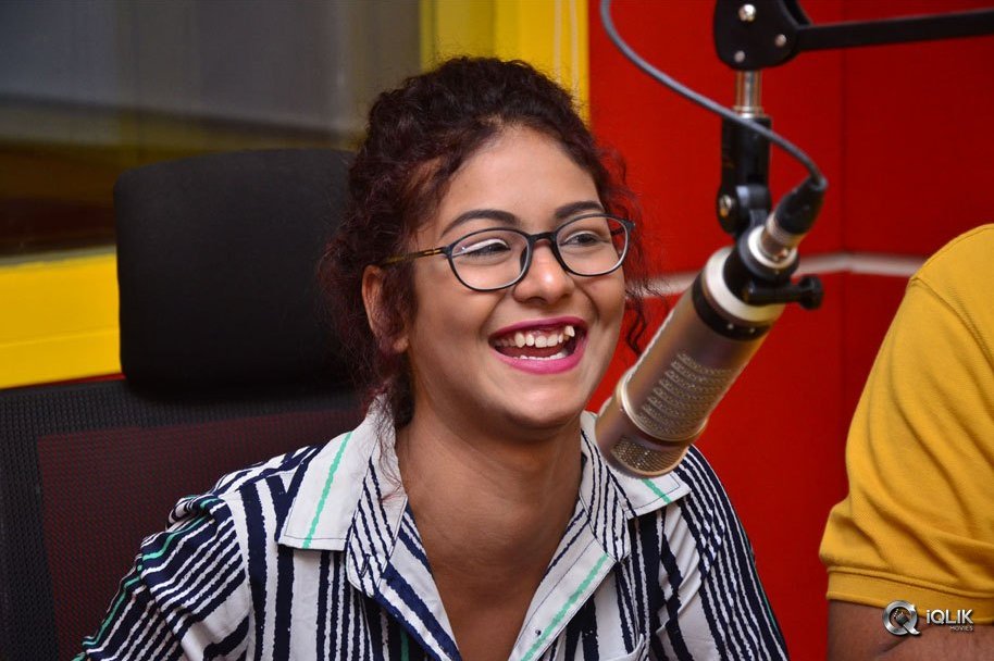 Ami-Thumi-Movie-First-Song-Launch-At-Radio-Mirchi